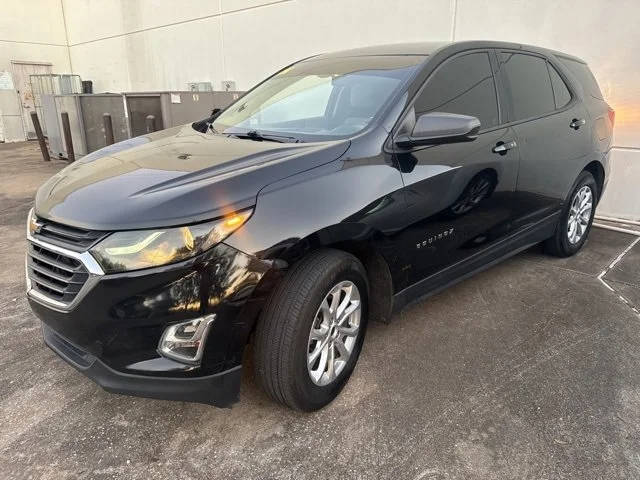 2019 Chevrolet Equinox LS FWD photo