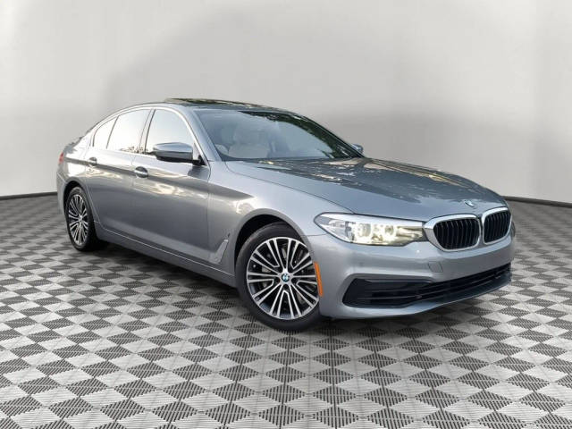 2019 BMW 5 Series 530e iPerformance RWD photo