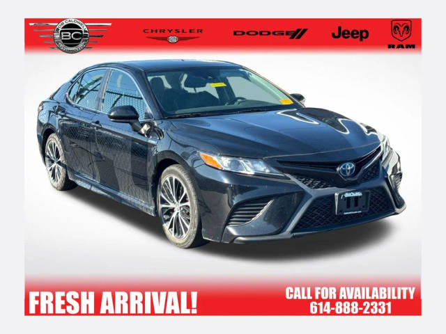 2019 Toyota Camry Hybrid SE FWD photo