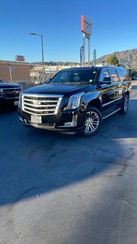 2019 Cadillac Escalade ESV 4WD photo