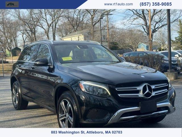 2016 Mercedes-Benz GLC-Class GLC 300 AWD photo