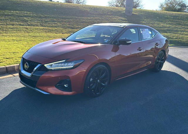 2019 Nissan Maxima SR FWD photo