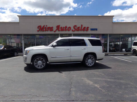 2015 Cadillac Escalade Luxury 4WD photo