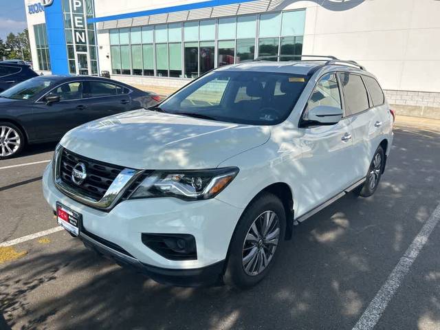 2019 Nissan Pathfinder S 4WD photo
