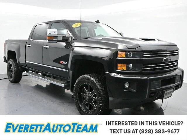 2019 Chevrolet Silverado 2500HD LTZ 4WD photo
