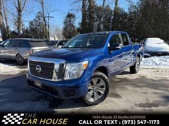 2019 Nissan Titan SV 4WD photo