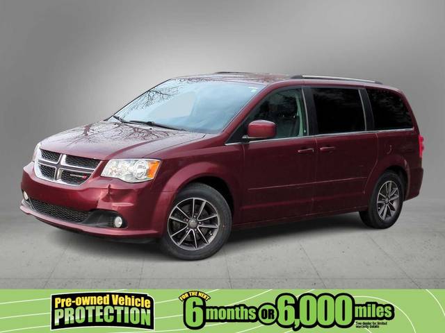 2017 Dodge Grand Caravan SXT FWD photo