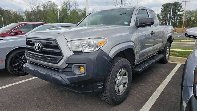 2016 Toyota Tacoma SR 4WD photo