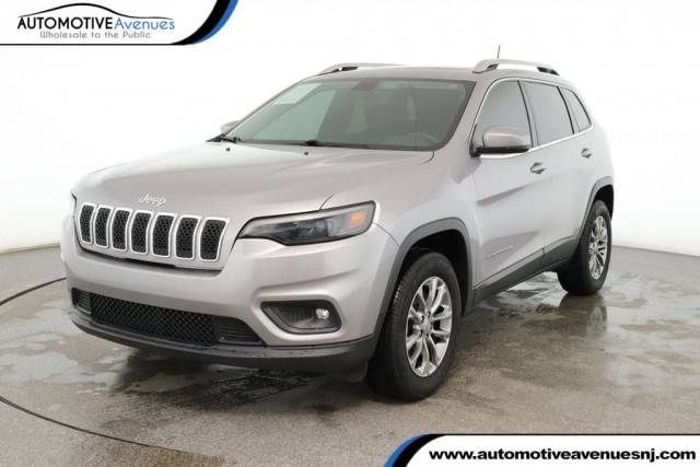 2019 Jeep Cherokee Latitude Plus 4WD photo