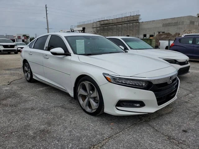 2019 Honda Accord Touring 2.0T FWD photo