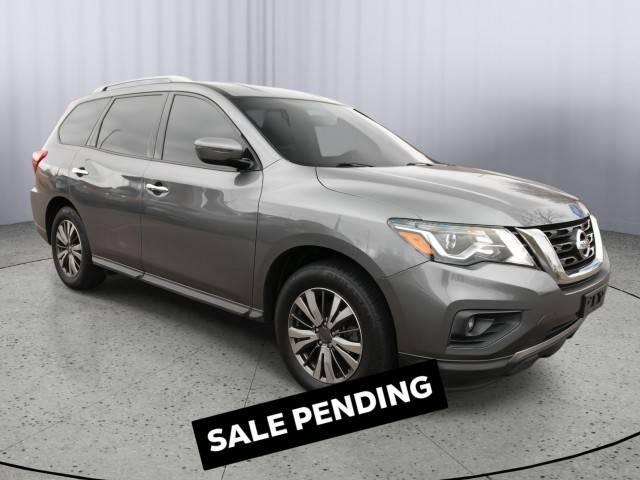2019 Nissan Pathfinder SV 4WD photo
