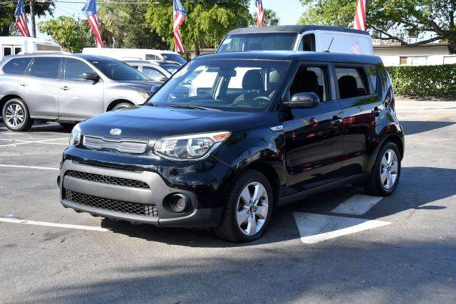 2019 Kia Soul Base FWD photo