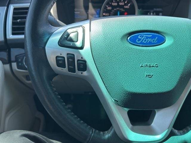 2015 Ford Explorer Limited 4WD photo