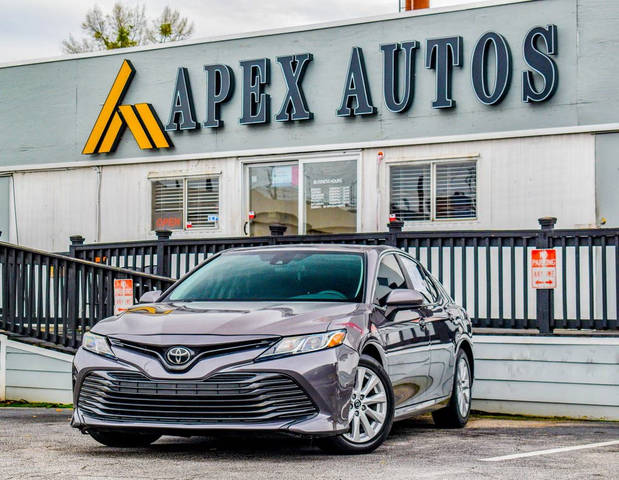 2019 Toyota Camry LE FWD photo