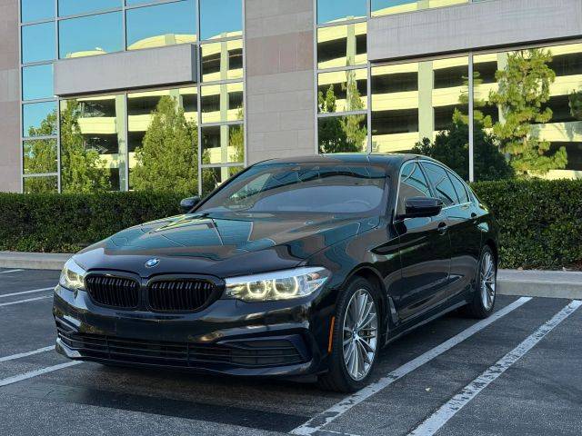 2019 BMW 5 Series 530i RWD photo