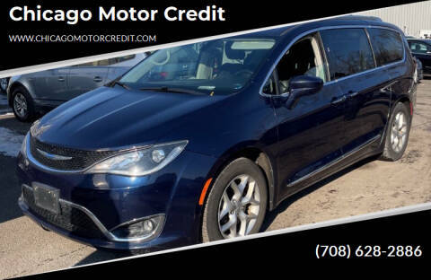 2018 Chrysler Pacifica Minivan Touring L FWD photo