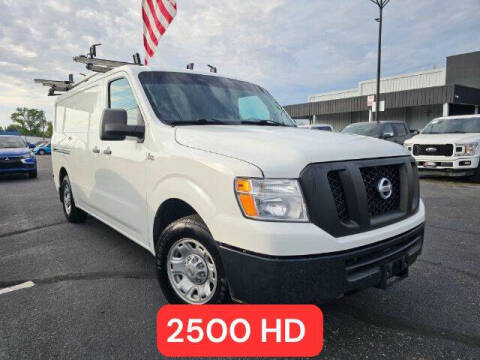 2019 Nissan NV Cargo SV RWD photo