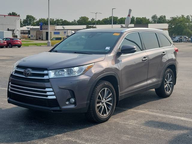 2019 Toyota Highlander XLE AWD photo