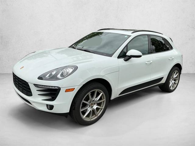 2018 Porsche Macan AWD photo