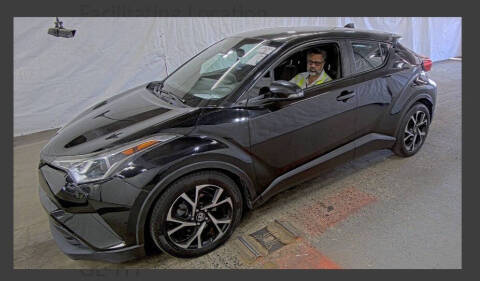2019 Toyota C-HR XLE FWD photo