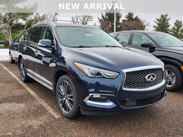 2019 Infiniti QX60 LUXE AWD photo