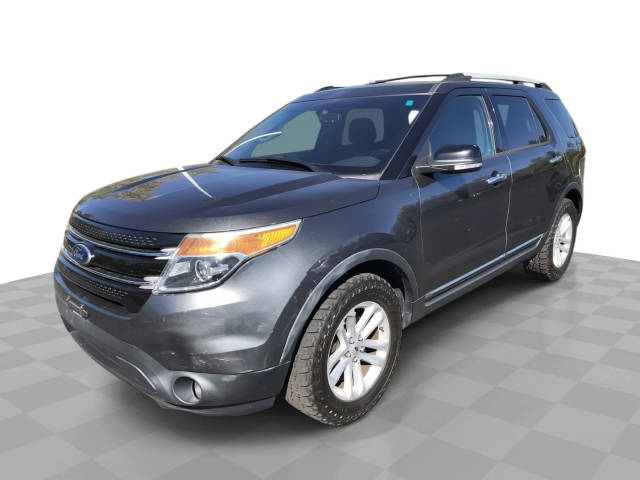 2015 Ford Explorer XLT 4WD photo