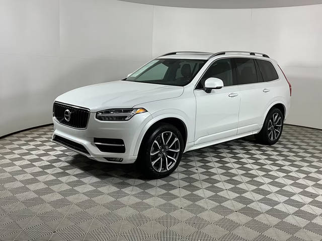 2019 Volvo XC90 Momentum AWD photo