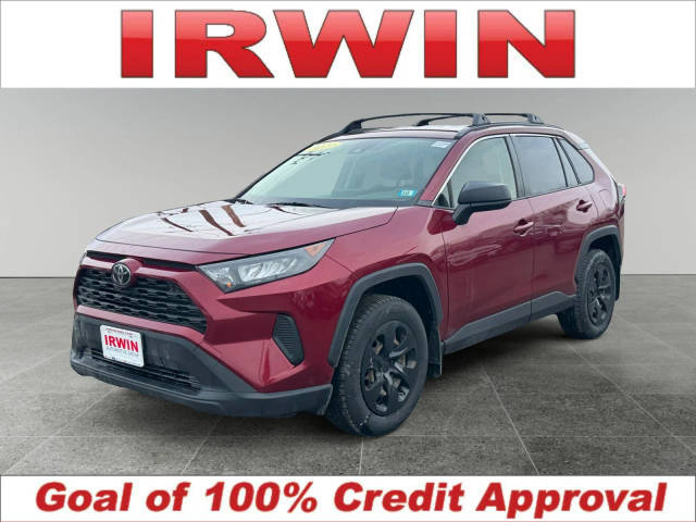 2019 Toyota RAV4 LE AWD photo