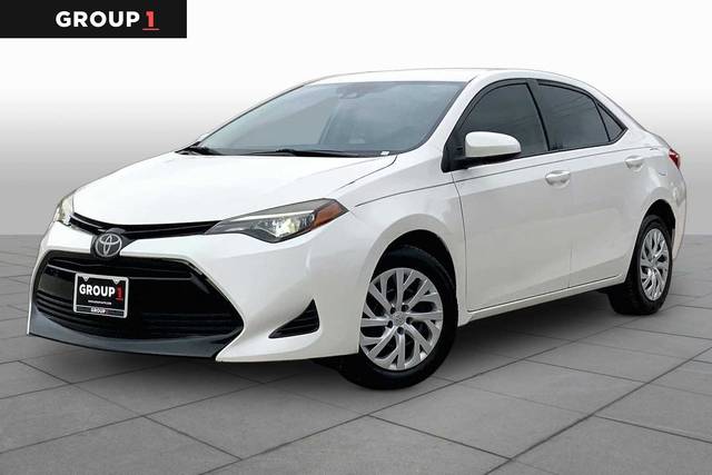 2019 Toyota Corolla LE FWD photo