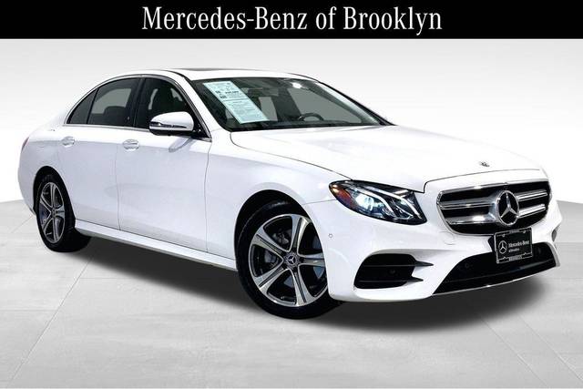 2019 Mercedes-Benz E-Class E 300 AWD photo