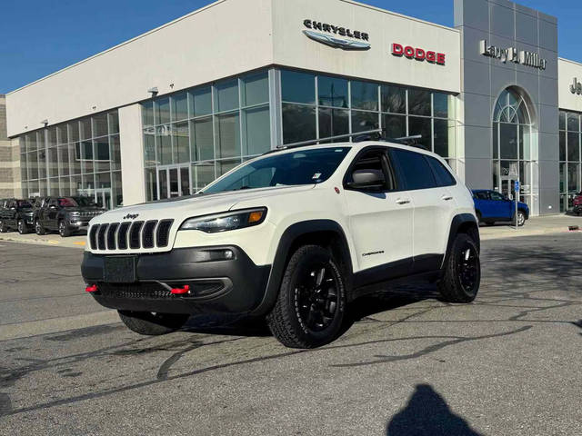 2019 Jeep Cherokee Trailhawk 4WD photo