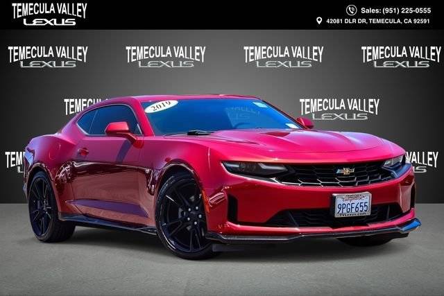 2019 Chevrolet Camaro 1LT RWD photo