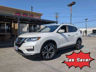2019 Nissan Rogue SV FWD photo