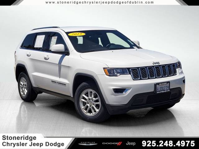 2019 Jeep Grand Cherokee Laredo E RWD photo