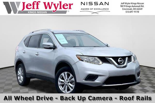 2016 Nissan Rogue SV AWD photo