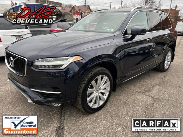 2016 Volvo XC90 T6 Momentum AWD photo