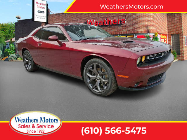 2018 Dodge Challenger SXT Plus RWD photo
