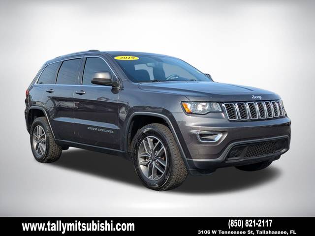 2019 Jeep Grand Cherokee Laredo E 4WD photo