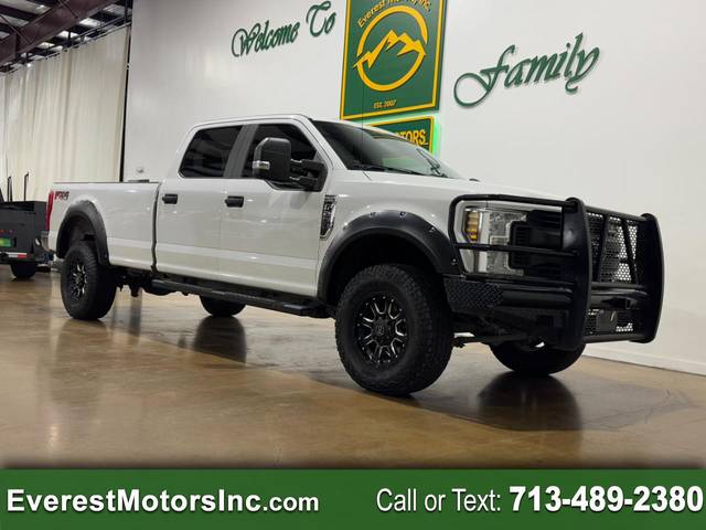 2019 Ford F-250 Super Duty XL 4WD photo