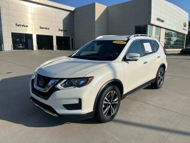 2019 Nissan Rogue SV FWD photo