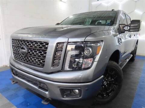 2019 Nissan Titan XD SV 4WD photo