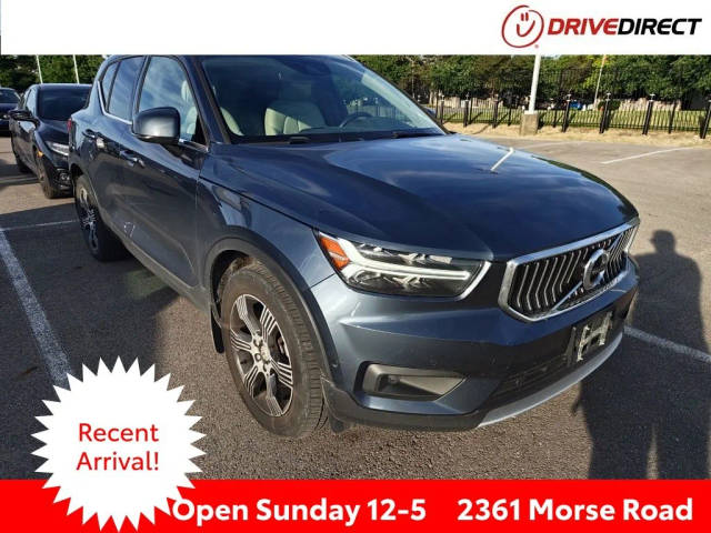 2019 Volvo XC40 Inscription AWD photo