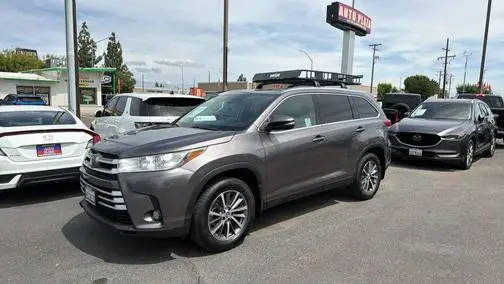 2019 Toyota Highlander XLE AWD photo
