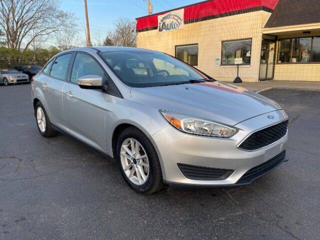 2017 Ford Focus SE FWD photo