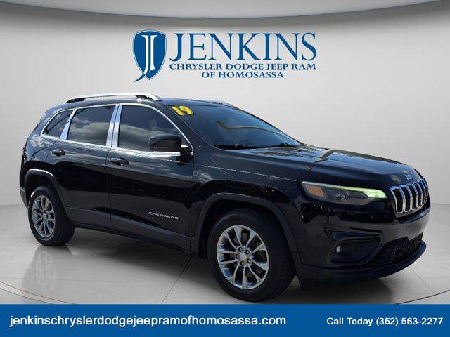 2019 Jeep Cherokee Latitude Plus FWD photo