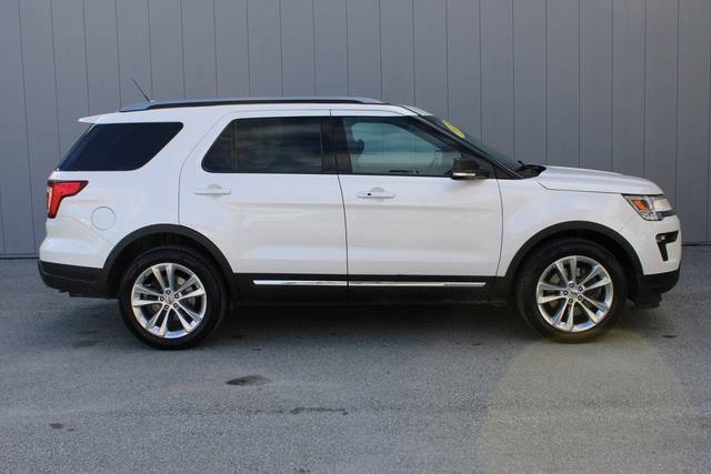 2019 Ford Explorer XLT 4WD photo