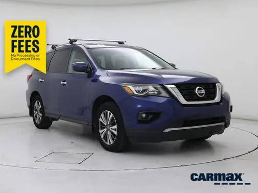 2019 Nissan Pathfinder SV 4WD photo