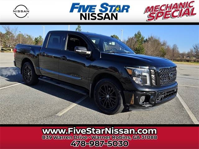 2019 Nissan Titan SV RWD photo