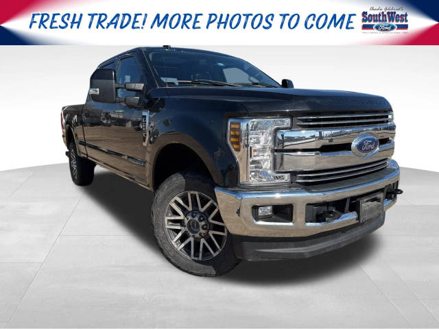 2019 Ford F-250 Super Duty LARIAT 4WD photo