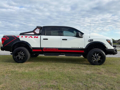 2019 Nissan Titan XD S 4WD photo